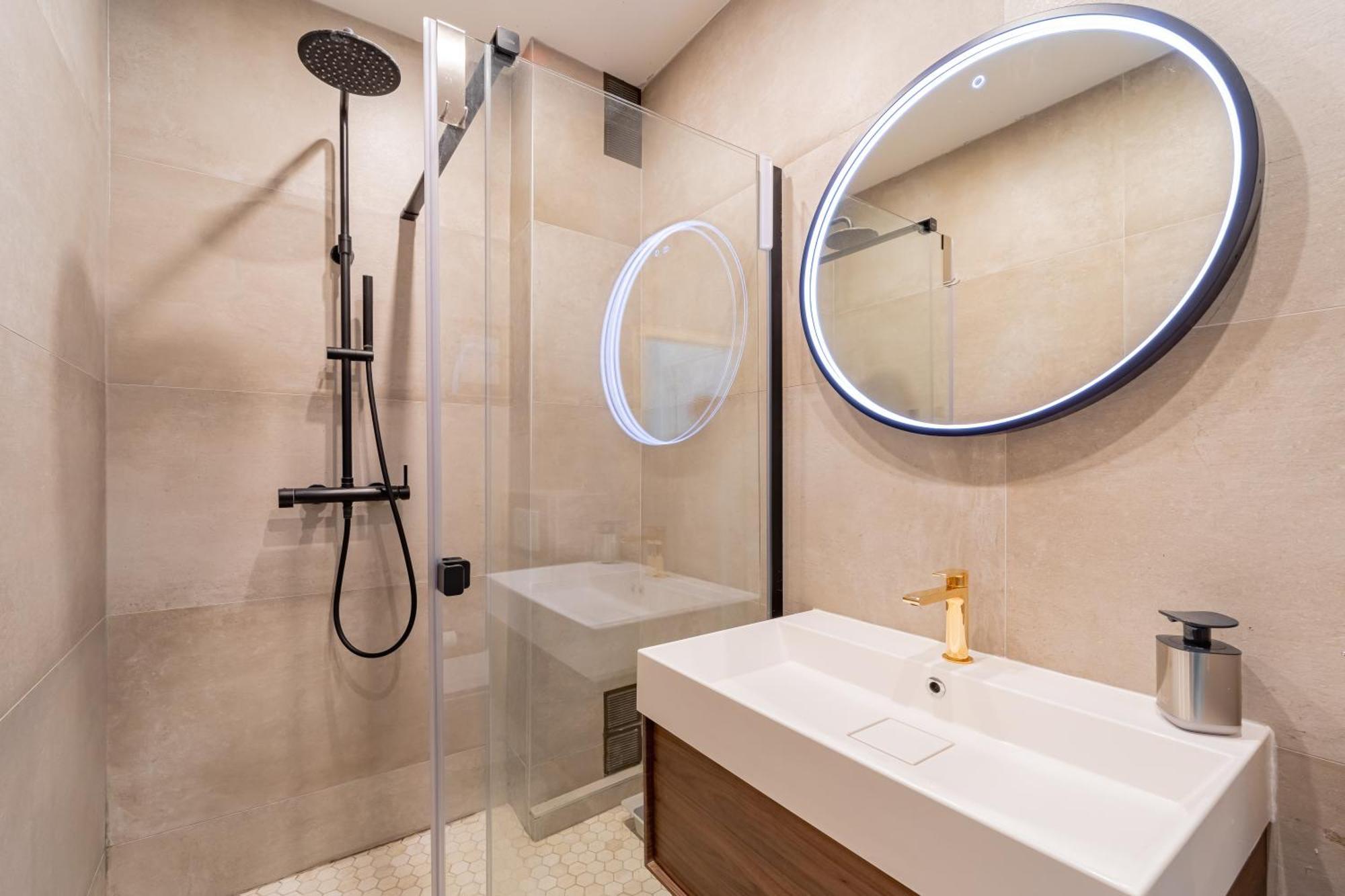 Nice Stay In City Center With Parking Boulogne-Billancourt Exteriör bild